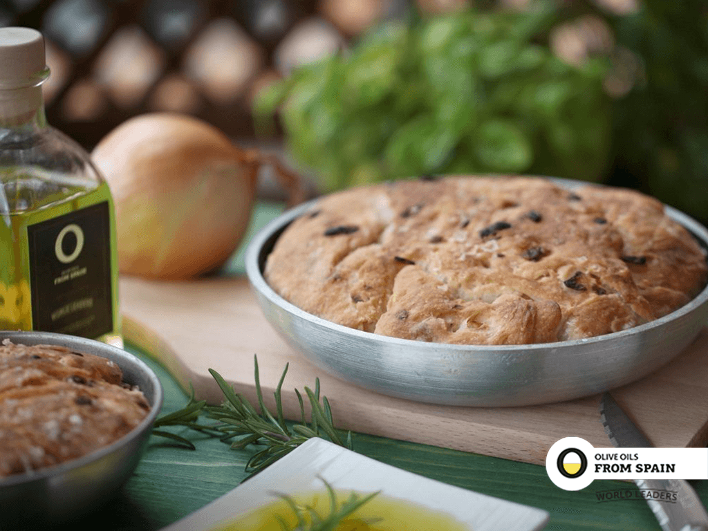 Bread with Olive Oil recipe - Olive Oils from Spain
