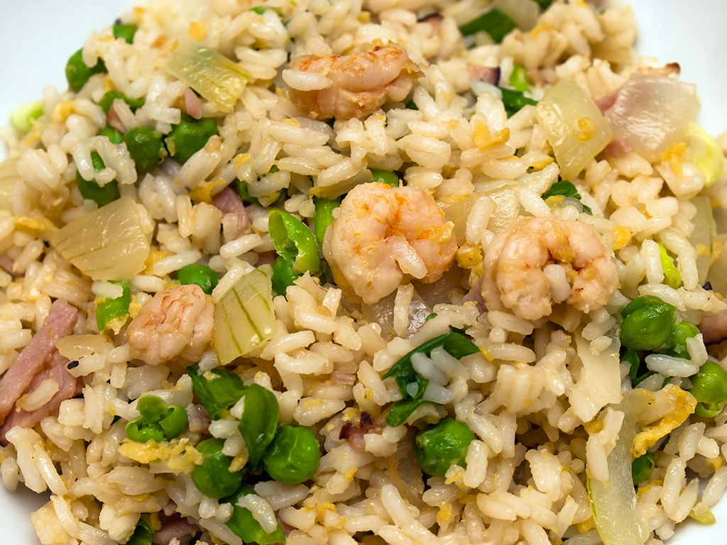 Prawn and ham rice salad - Olive Oils from Spain