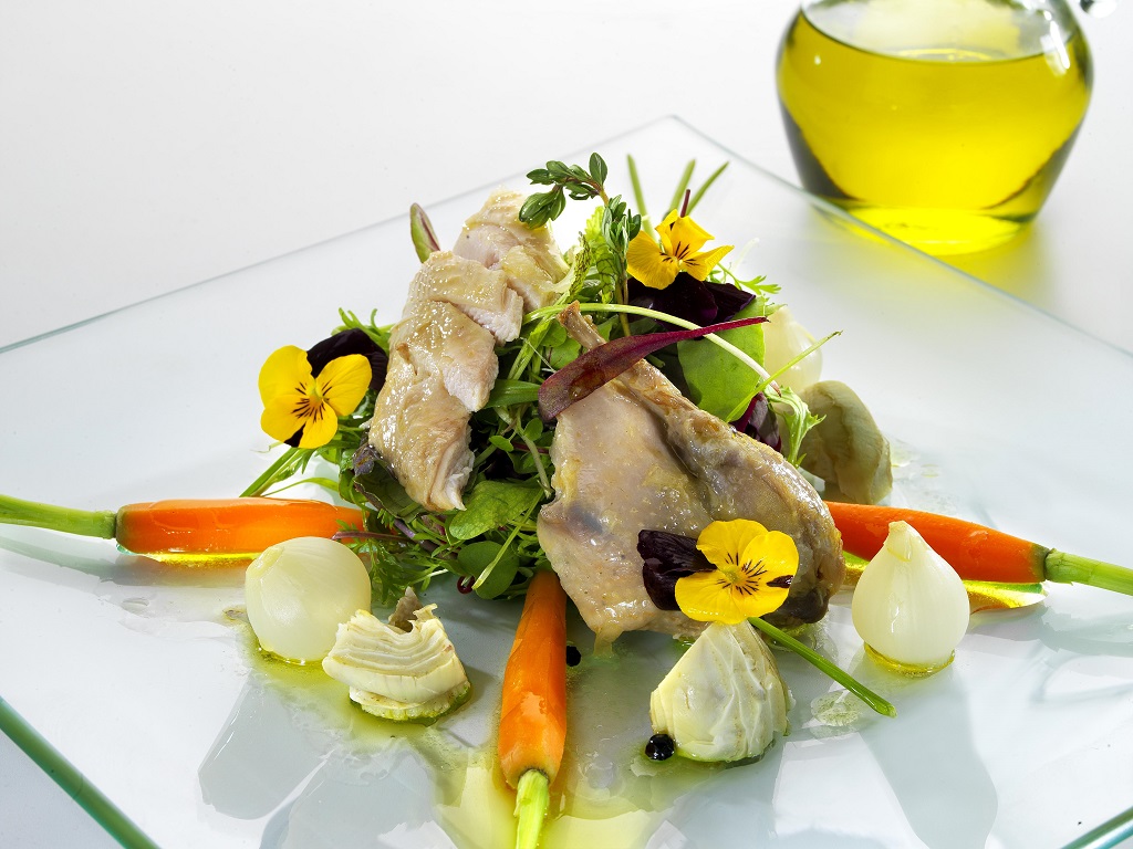 Quails in brine and baby vegetable salad - Olive Oils from Spain