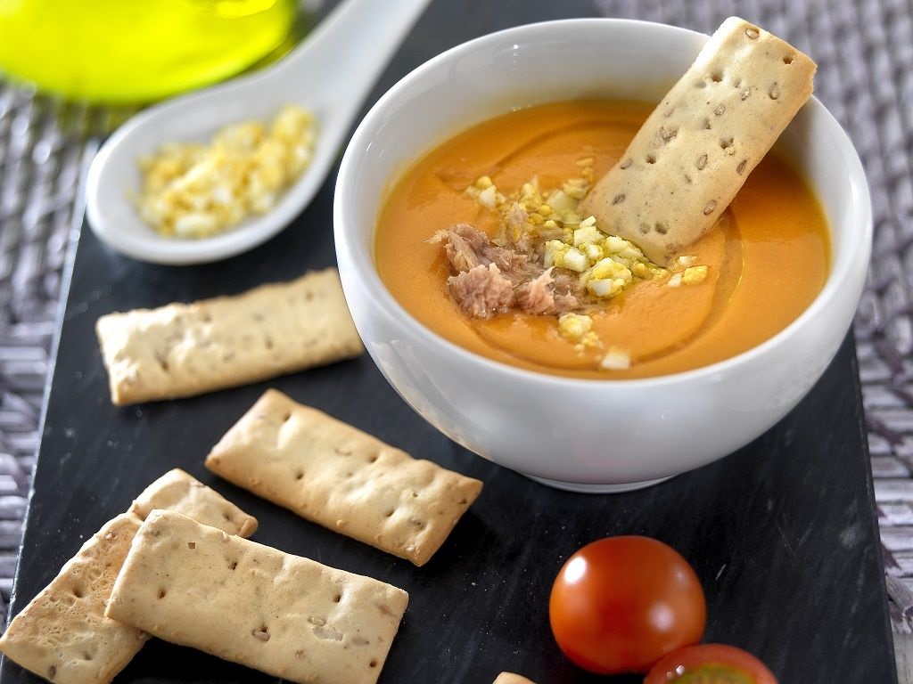 Salmorejo. Easy recipe with tomato and EVOO – Olive Oils from Spain